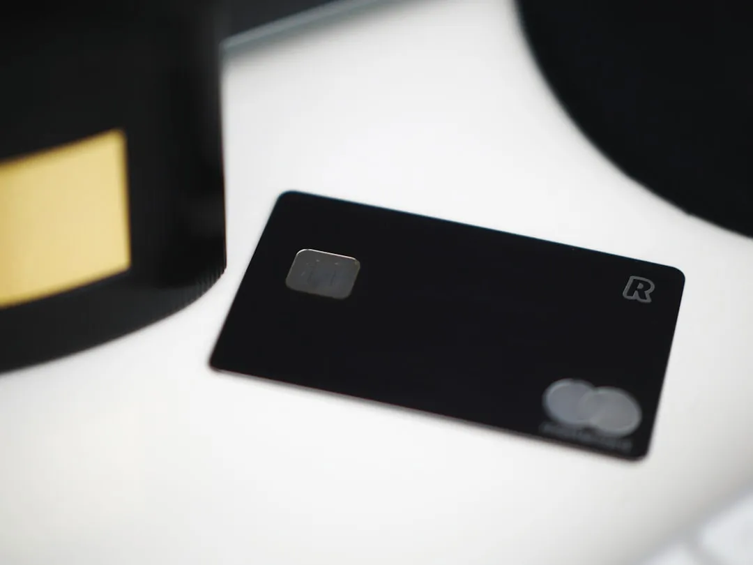 2% Cash Back Cards Compared: Which Flat-Rate Card Wins in 2026?