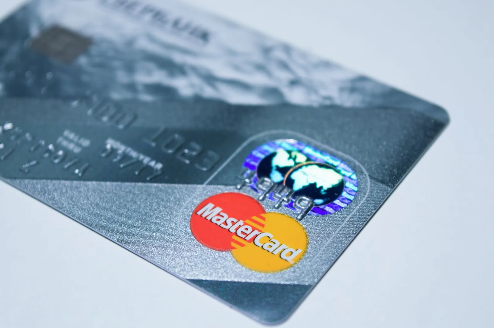 Best Balance Transfer Credit Cards of 2026: Pay 0% Interest for Up to 21 Months