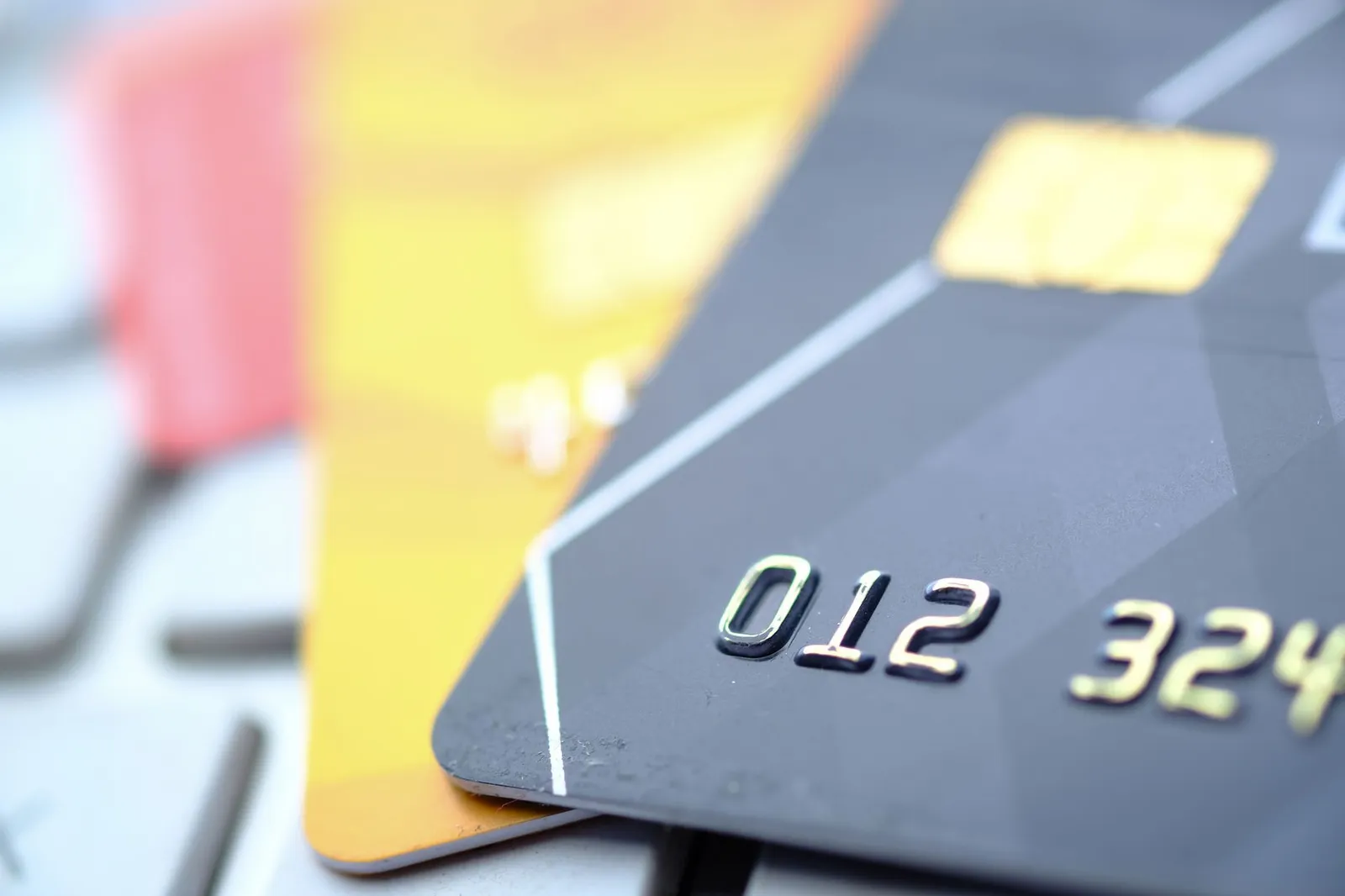 7 Balance Transfer Mistakes That Cancel Your 0% APR