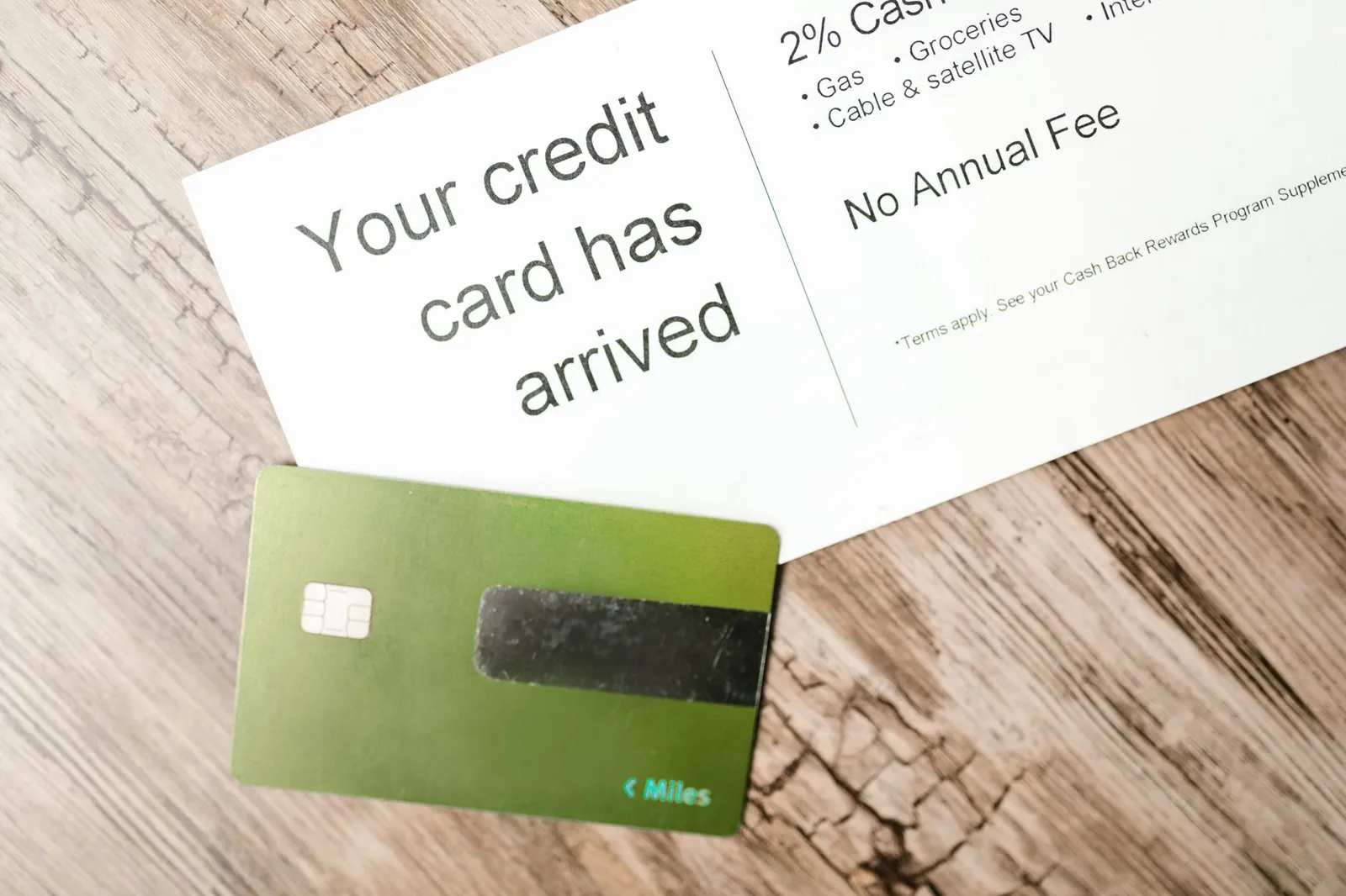 Instant Approval Credit Cards: How Fast Can You Really Get a Card?
